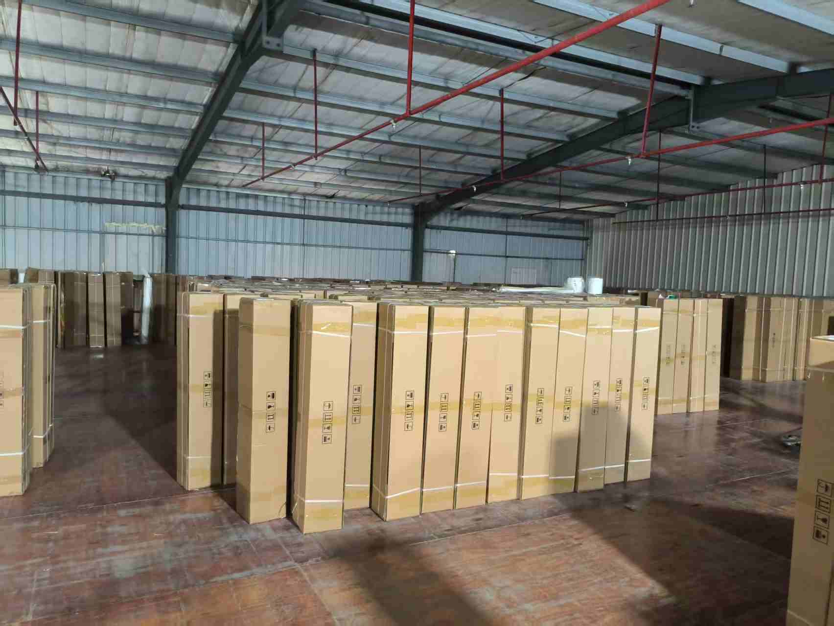 Quelles questions devez-vous poser à un fabricant de bâches réfléchissantes avant de passer des commandes en gros ?